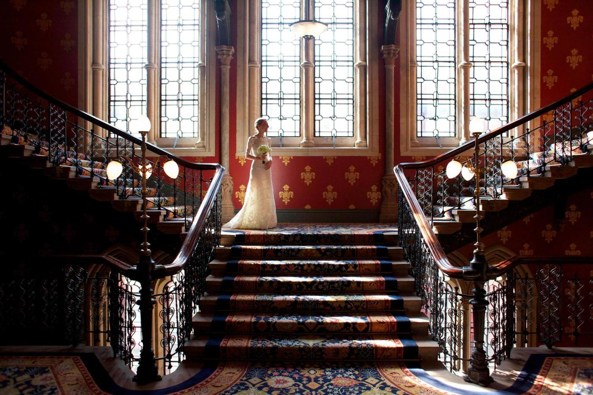 St. Pancras Renaissance Hotel London Exterior foto The staircase
