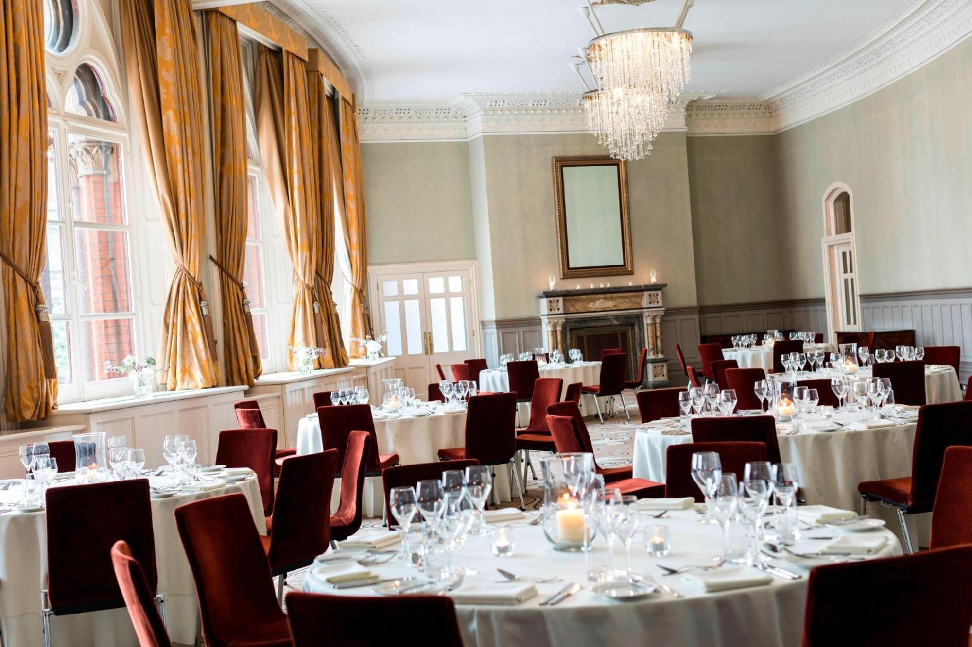 St. Pancras Renaissance Hotel London Exterior foto The Long Room