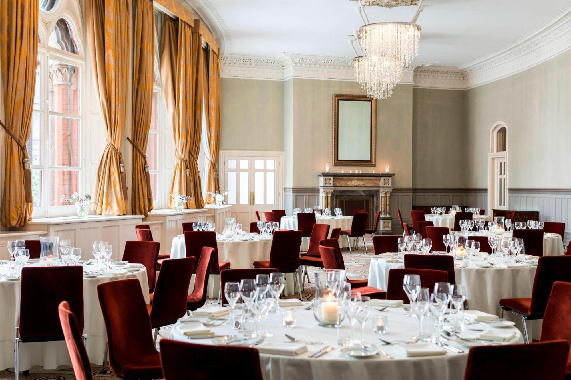 St. Pancras Renaissance Hotel London Exterior foto The Long Room