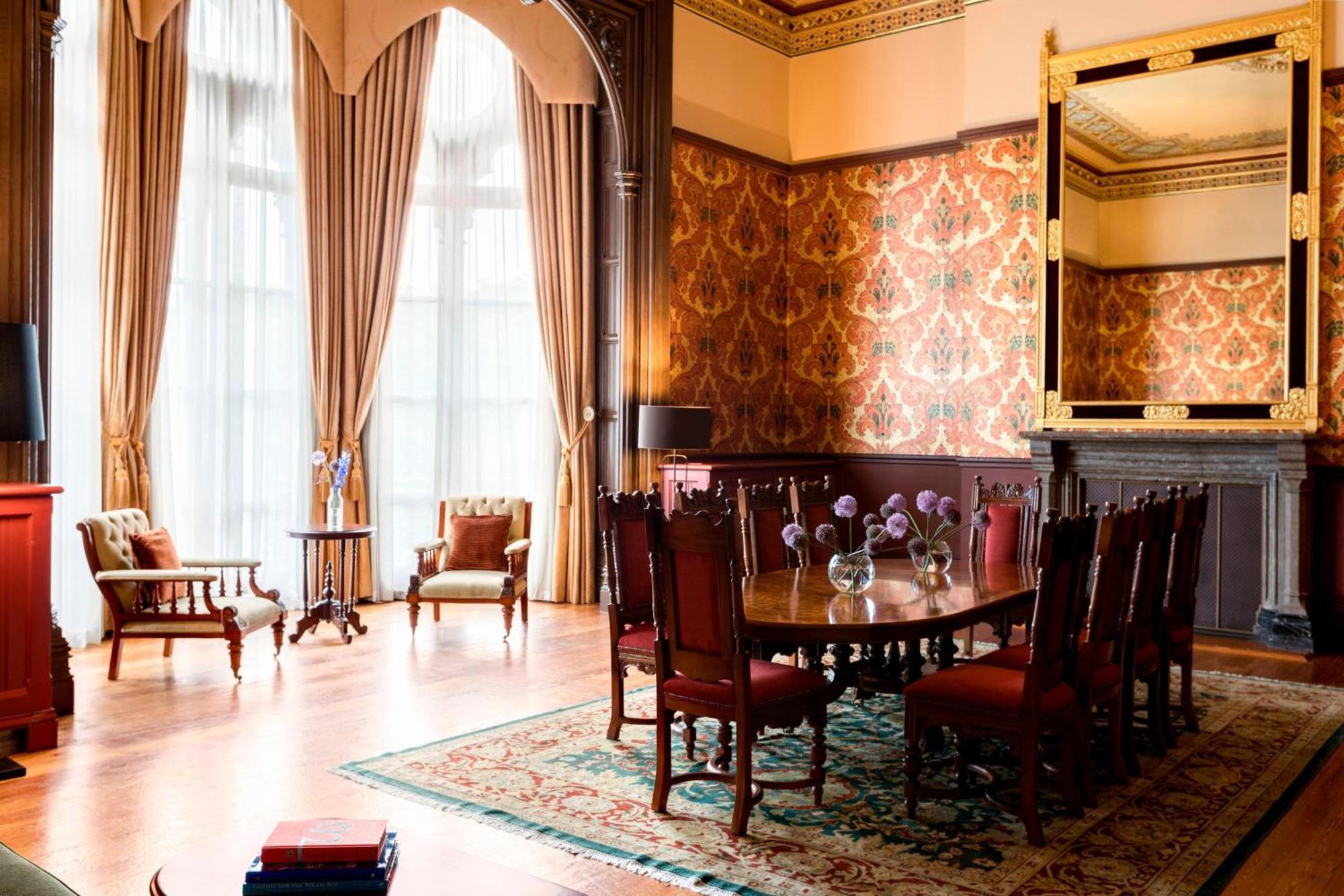 St. Pancras Renaissance Hotel London Exterior foto The dining room