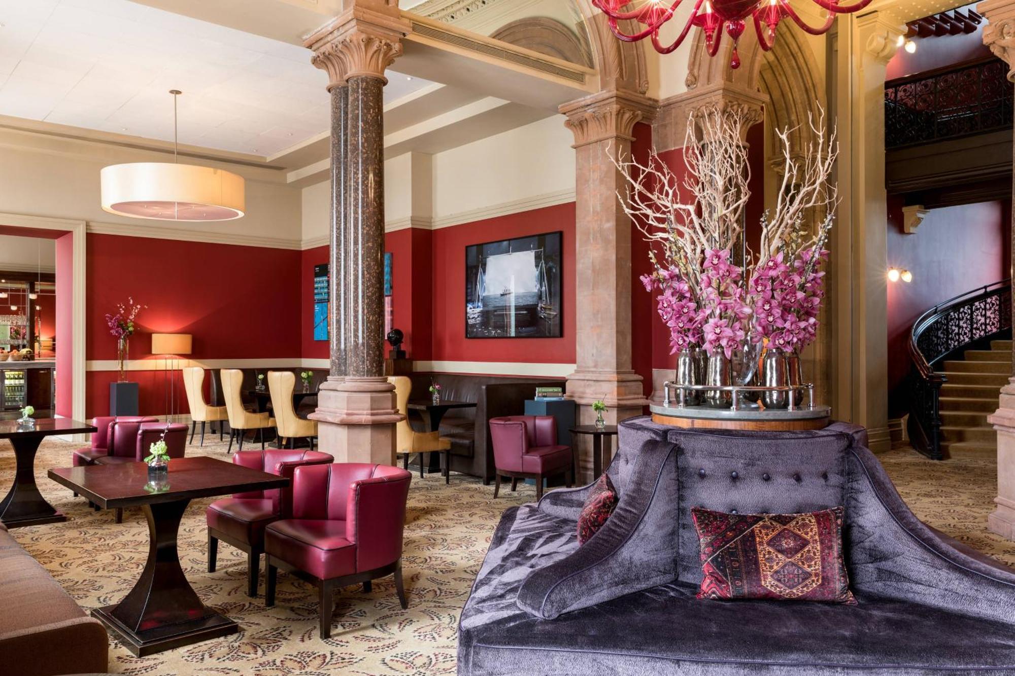 St. Pancras Renaissance Hotel London Exterior foto The lobby of the Hotel Monaco